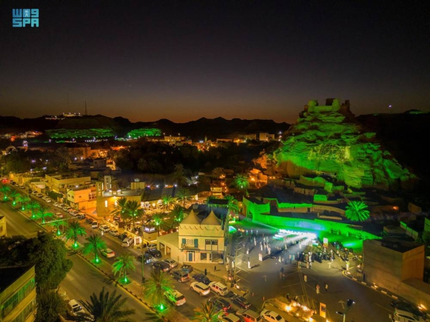 من صور الاحتفالات عند القلعة